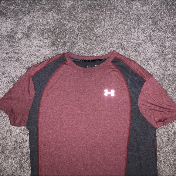Under Armour Junior Fitted Red & Gray shirt sz XL - Picture 5 of 9